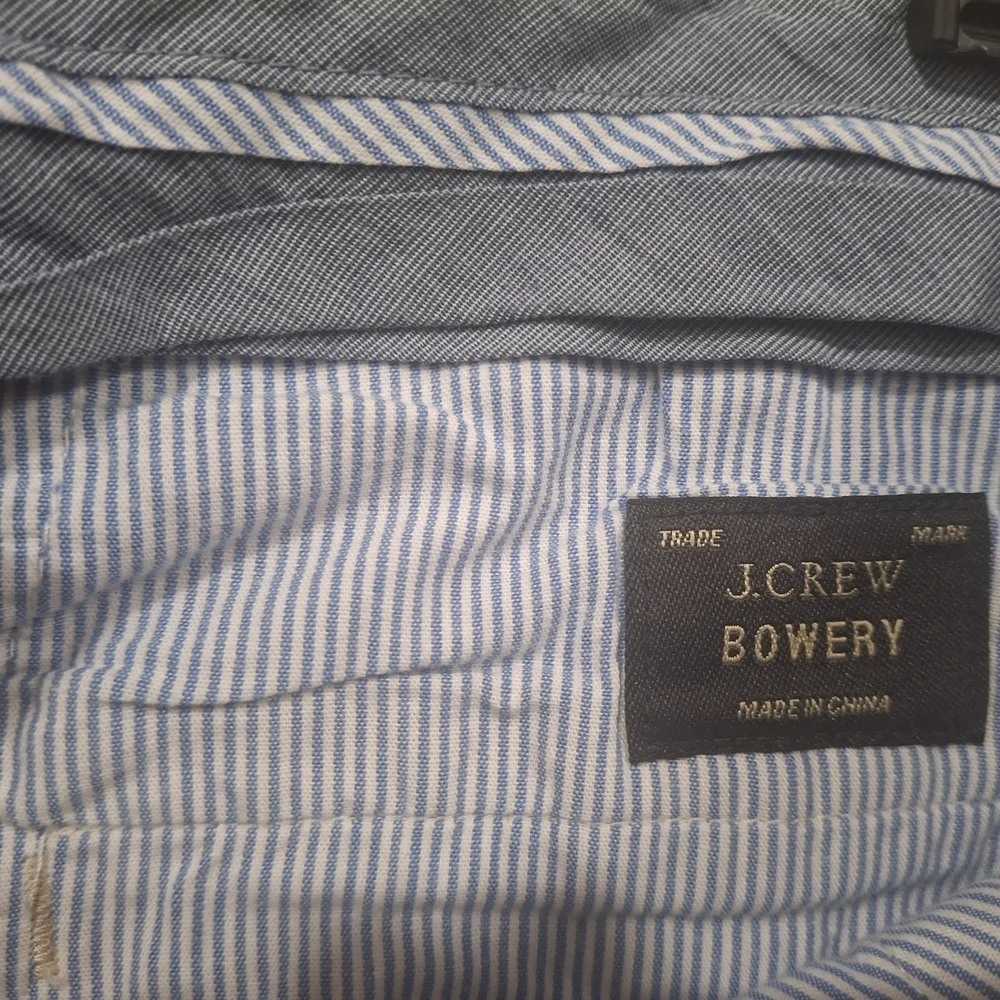 J .CREW BOWERY Men's Tan Shorts.